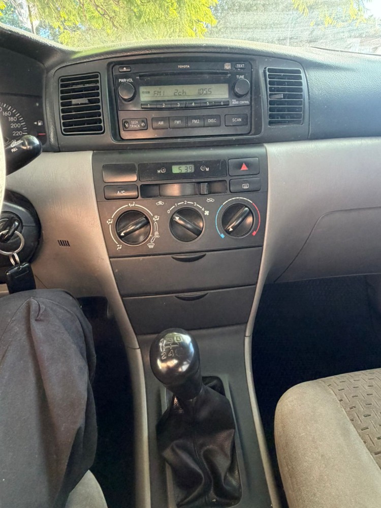 Toyota Corolla XLi — foto 7